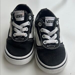 Vans like brand new, baby size 5 shoes. Not a mark on them.